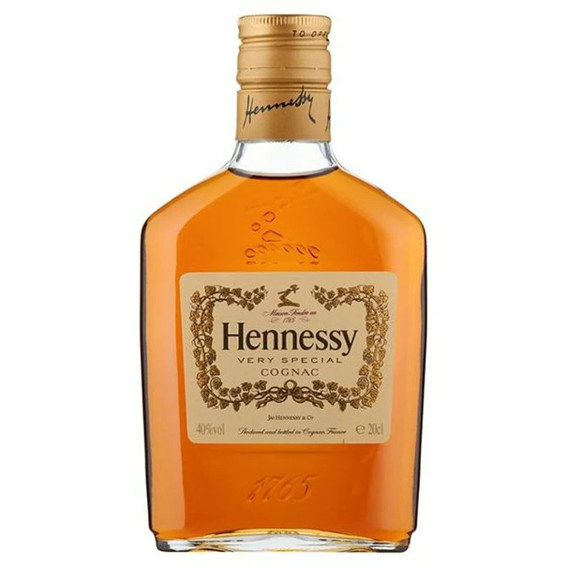 Hennessy VS Cognac view 1